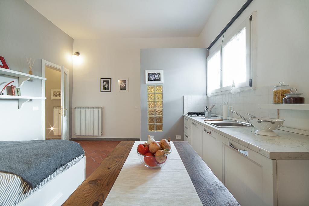 Central Pitti Studio Flat Firenze Bagian luar foto